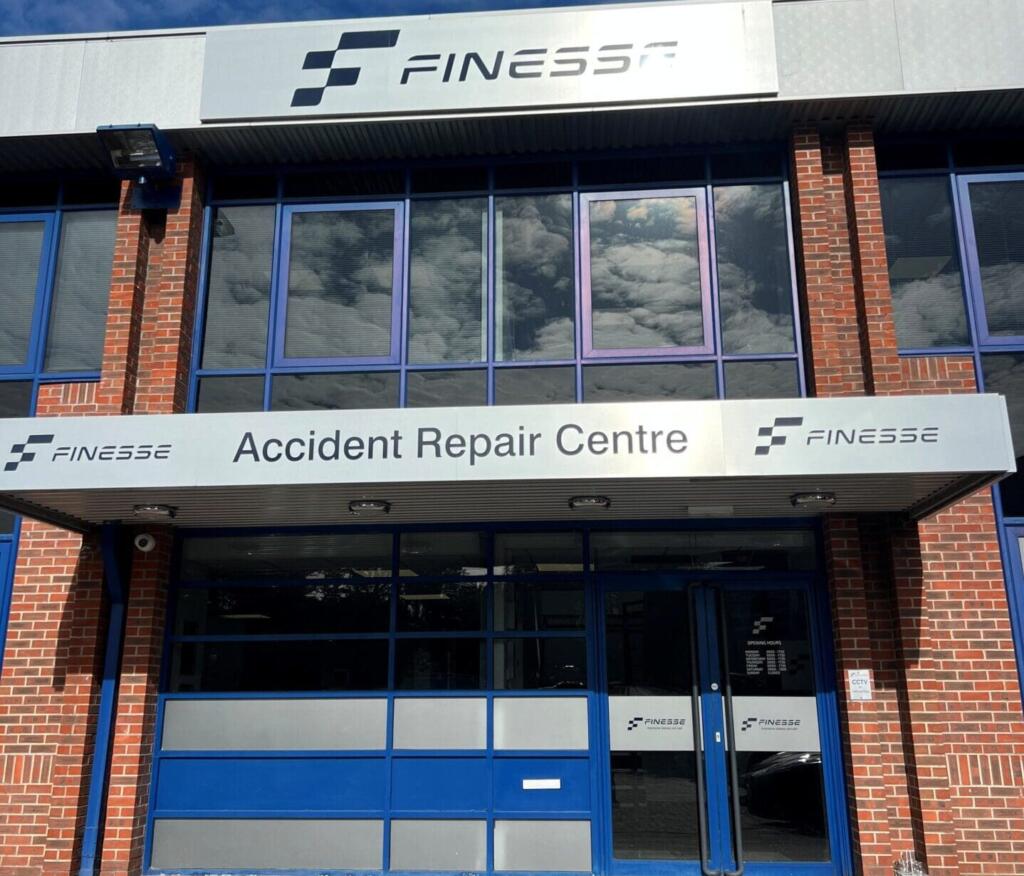 Car Body Shop Finesse Accident Repair Centre building